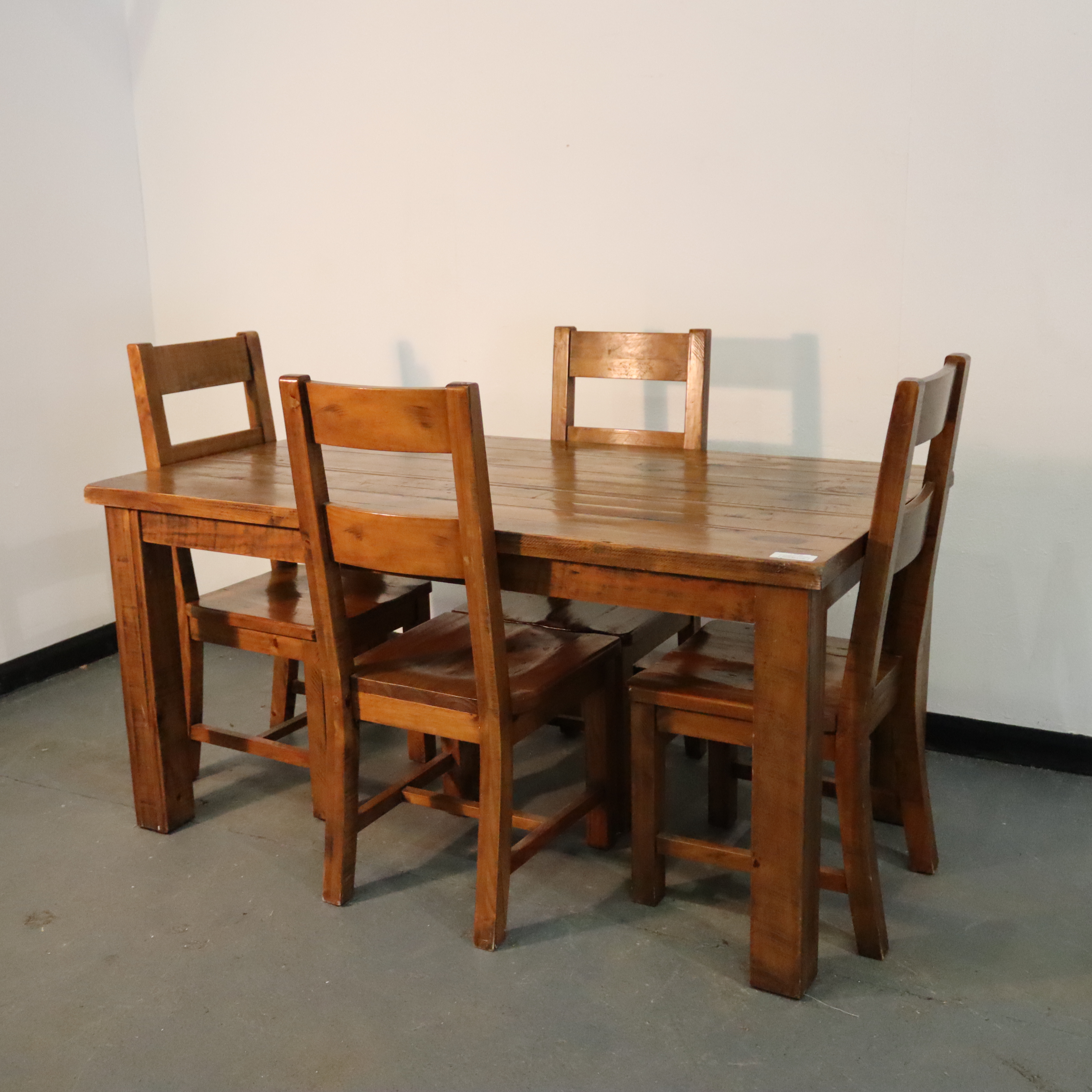 Large Table With 4 Chairs 