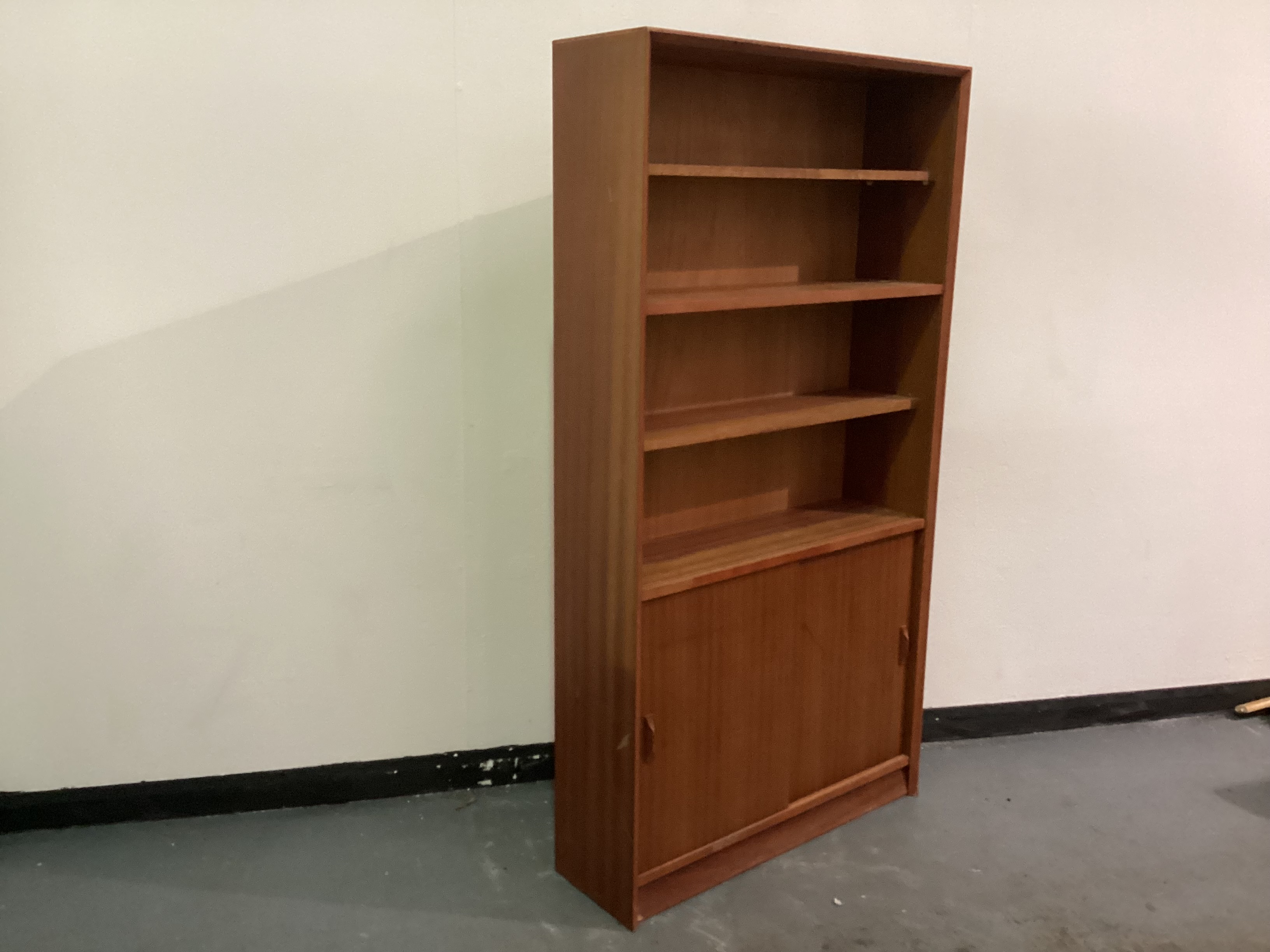 Display/Bookcase Unit with Doors