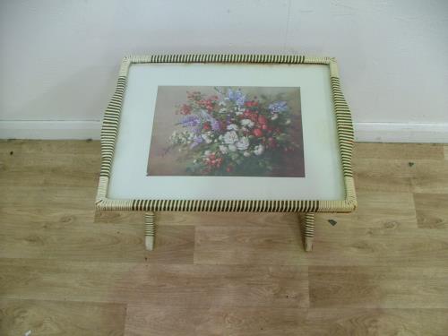 Floral flip table