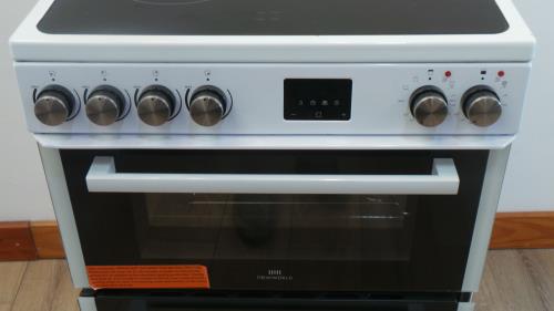 New World Electric Cooker
