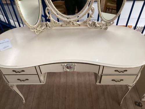 Cream French Style Dressing Table 