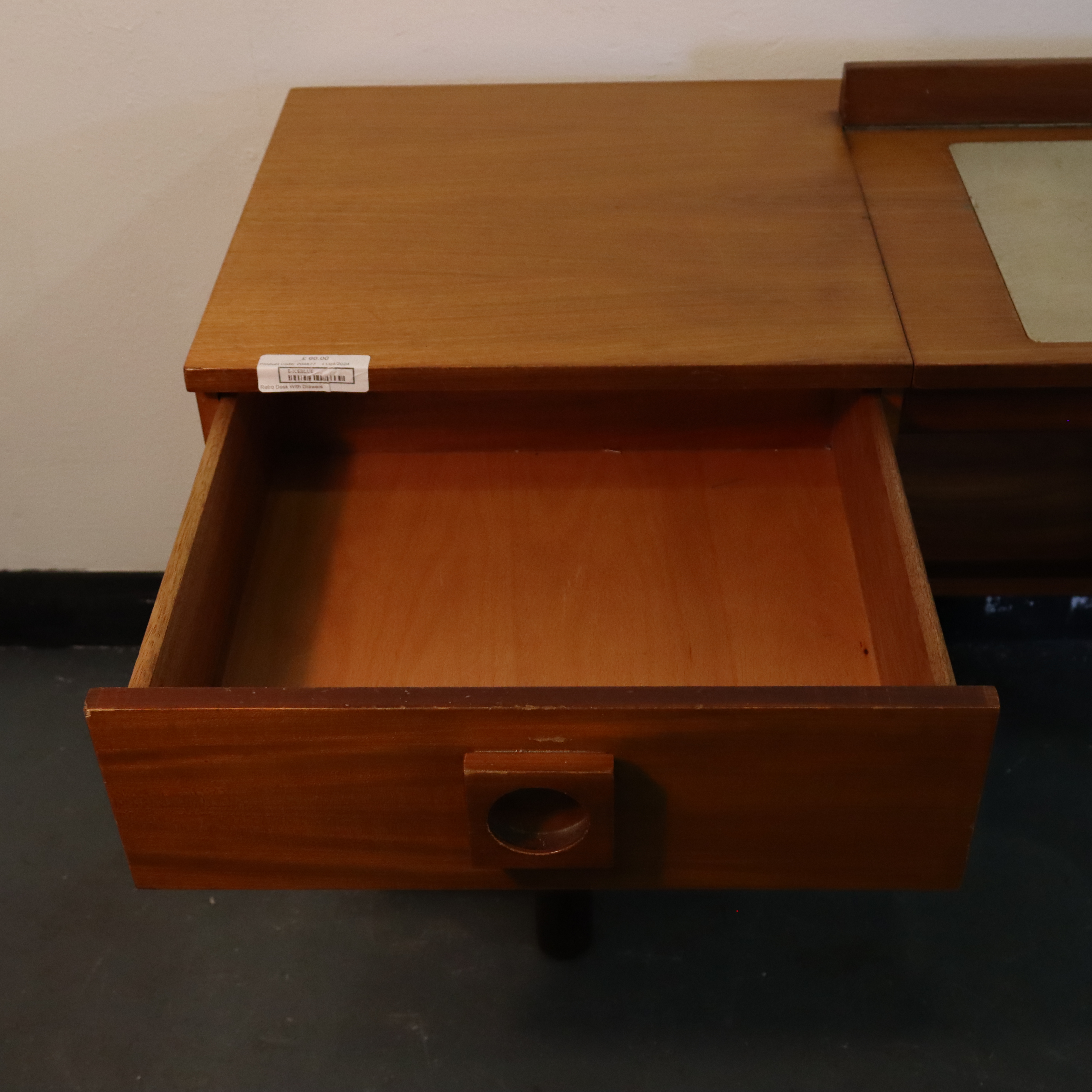 Retro Desk With Drawers