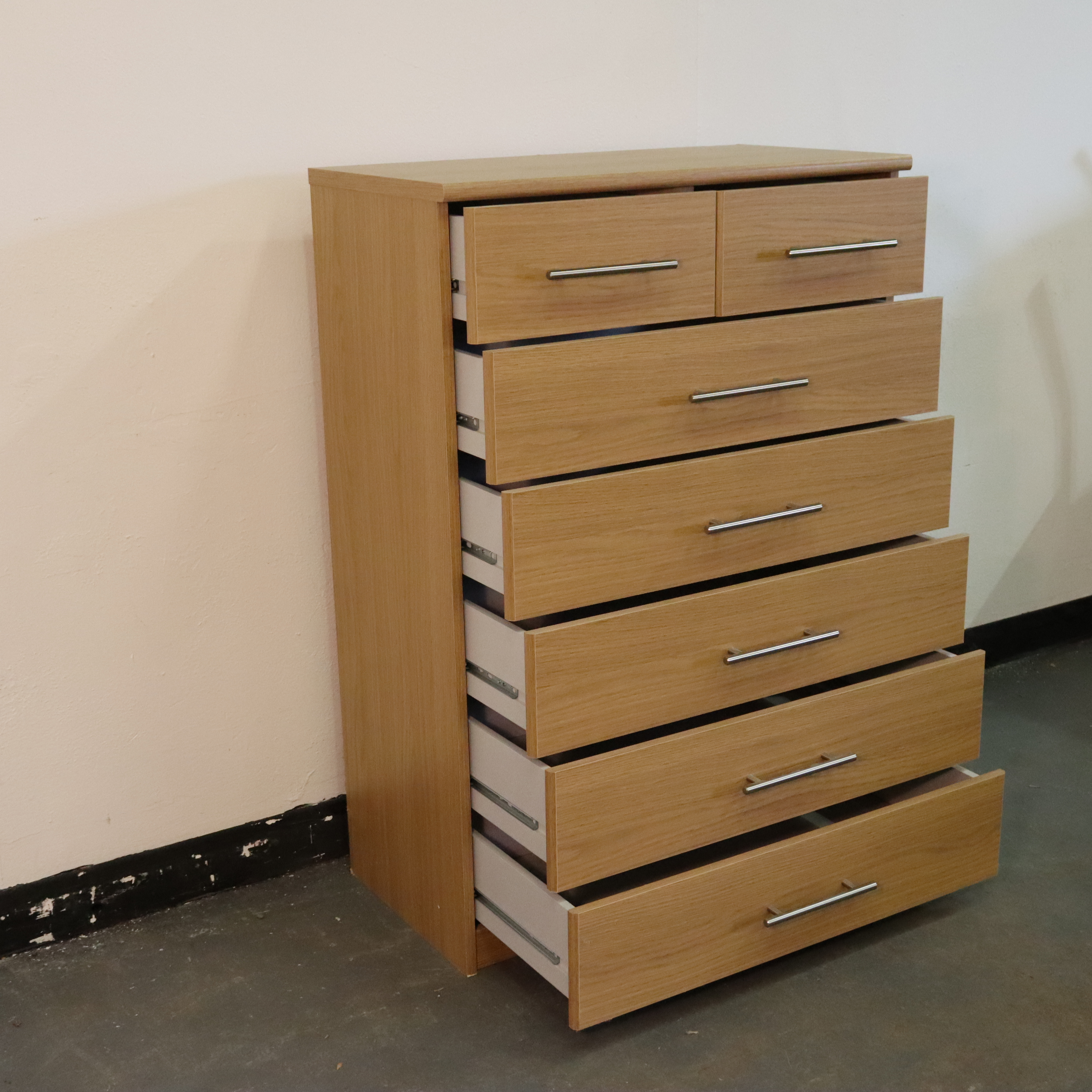 Lightwood Chest of Drawers