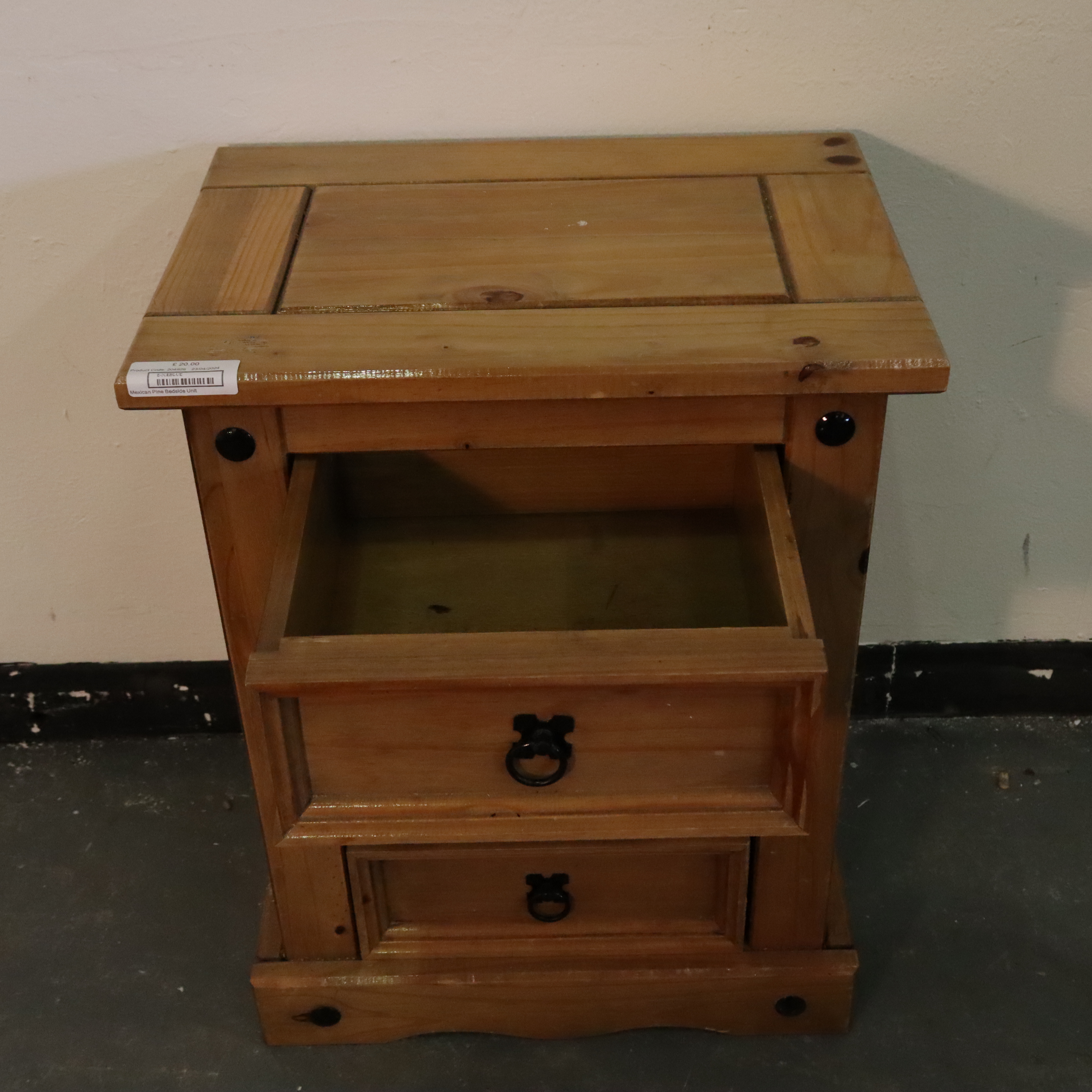 Mexican Pine Bedside Unit