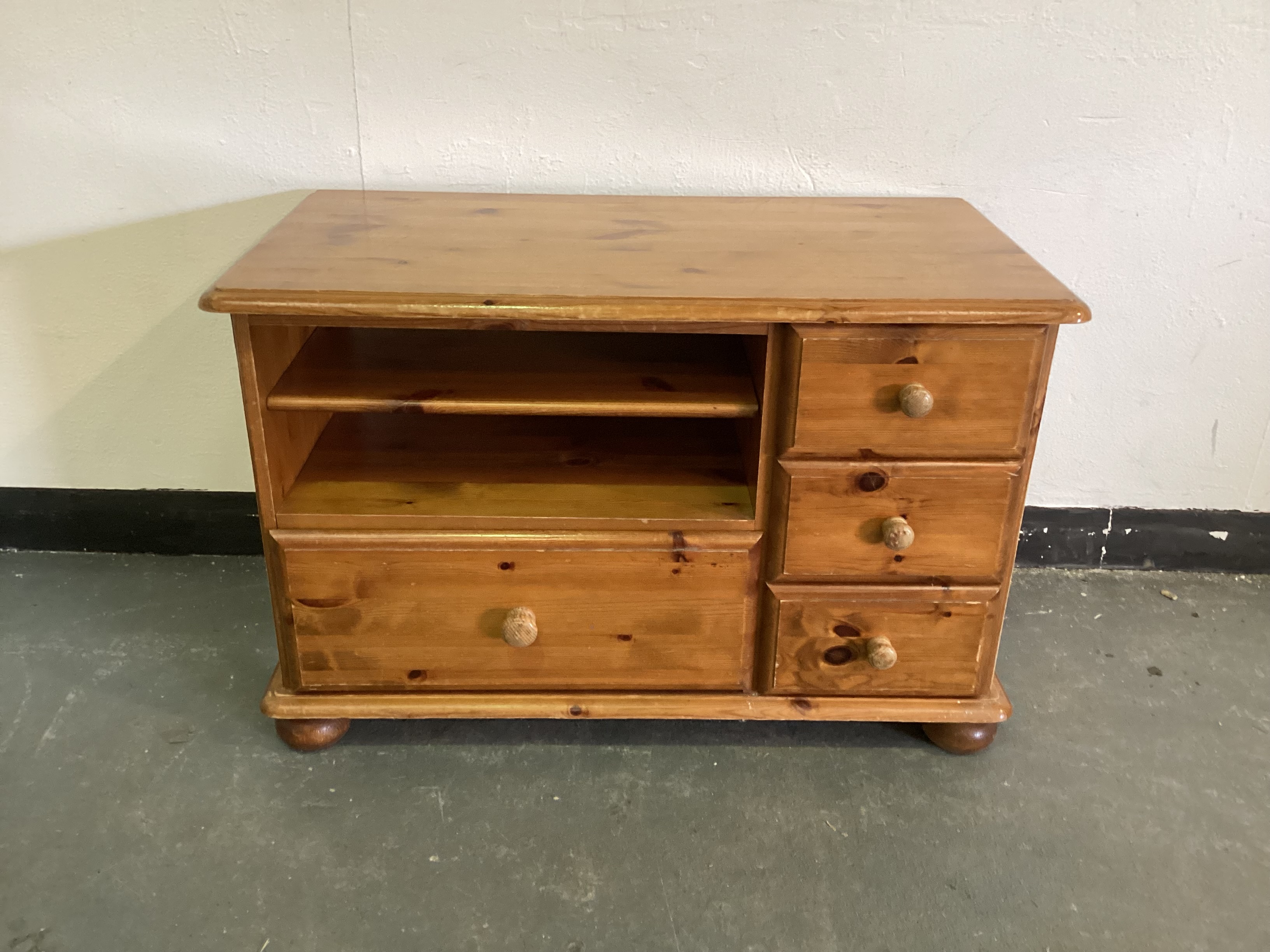 Pine Tv Unit with Drawers